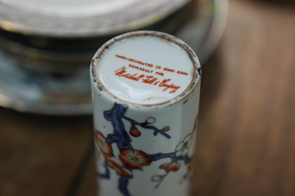 PHOTO GALLERY Hong Kong’s last handpainted porcelain factory News
